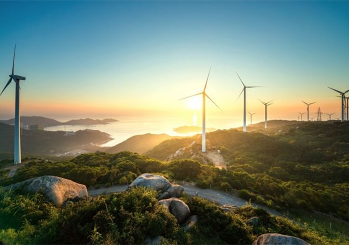 foto noticia Schneider Electric pide más esfuerzos para acelerar la transición energética y hacer frente a la crisis energética: la descarbonización y la eficiencia son claves.